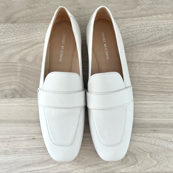 Stuart Weitzman Shoes - Stuart Weitzman Payson Leather Loafers | White | Size 5